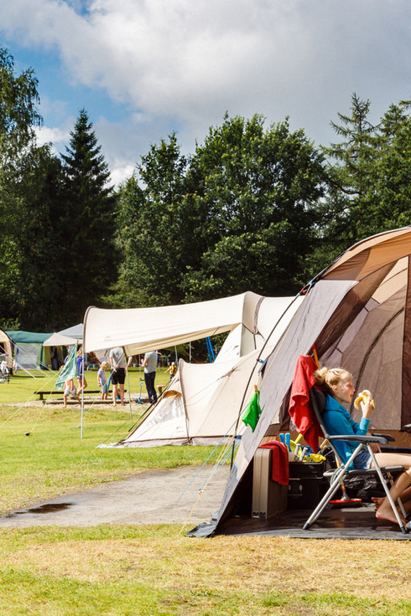 RCN campings in Friesland: Kampeerplaatsen op camping de Potten ende Roggeberg