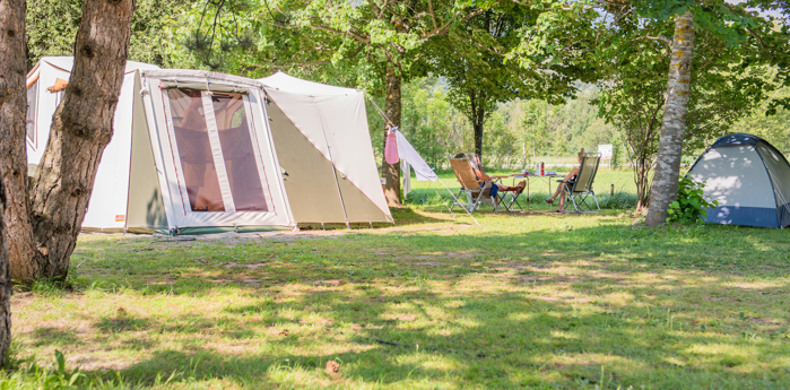 RCN-Belledonne-camping-in-de-Franse-Alpen-kamperen-tent