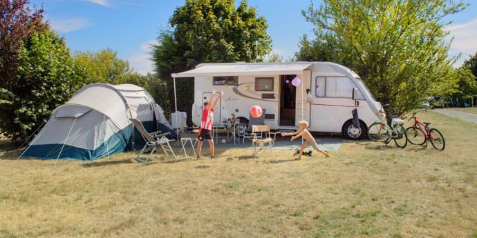 Camping aux emplacements XXL