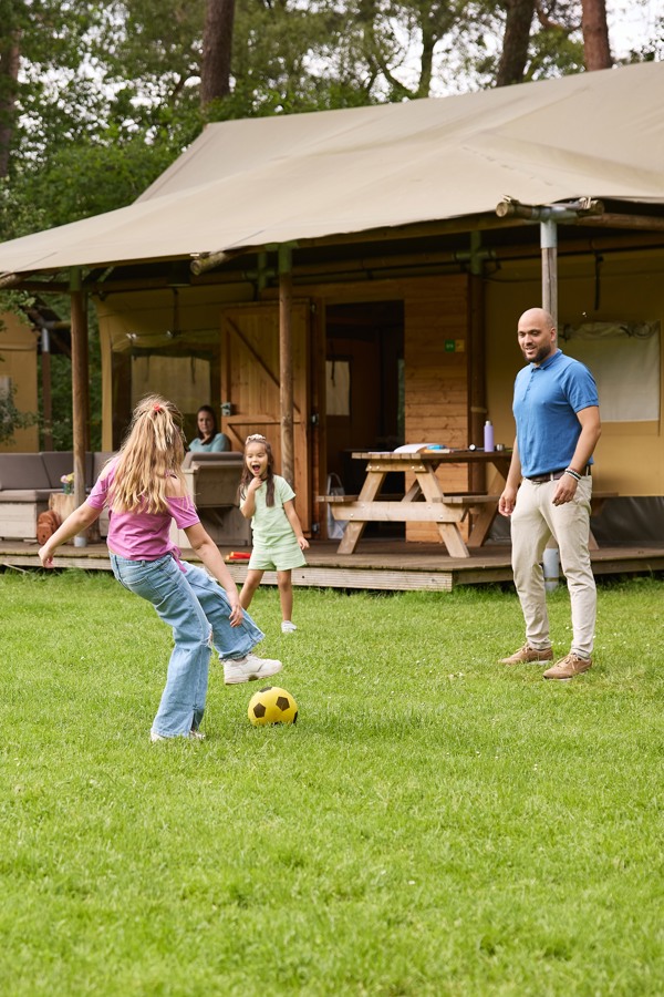 weg in de meivakantie