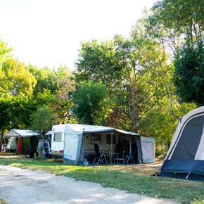 RCN-la-Ferme-du-Latois-camping-in-de-Vendee-kampeerplaats (2)